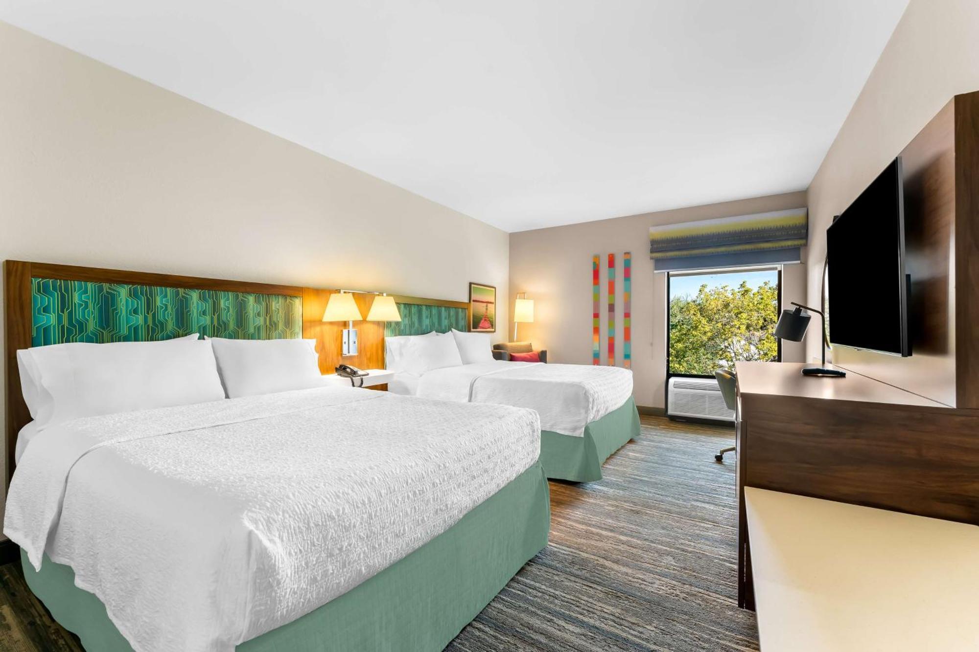 Hampton Inn Stroudsburg Poconos Bagian luar foto