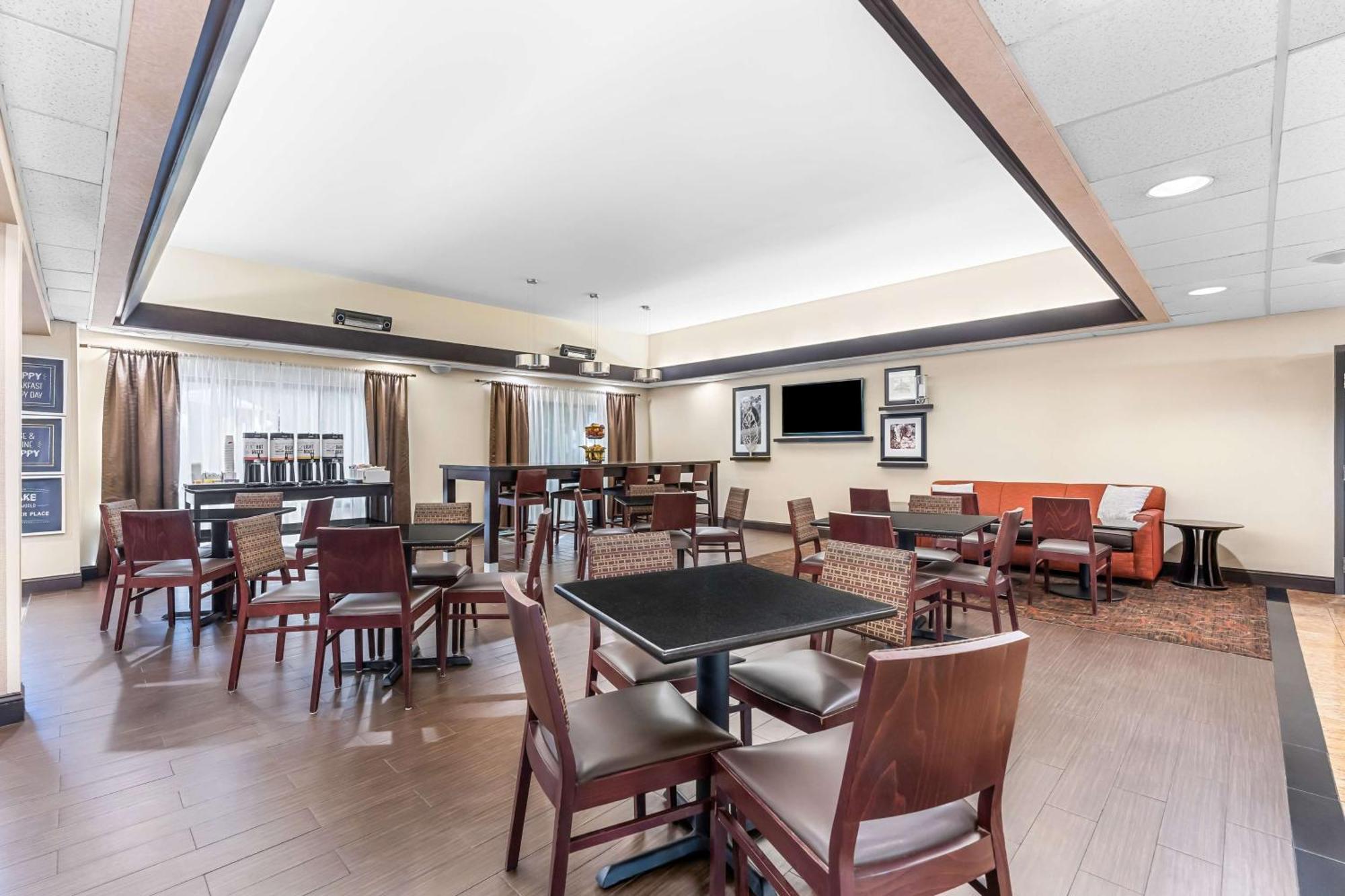 Hampton Inn Stroudsburg Poconos Bagian luar foto